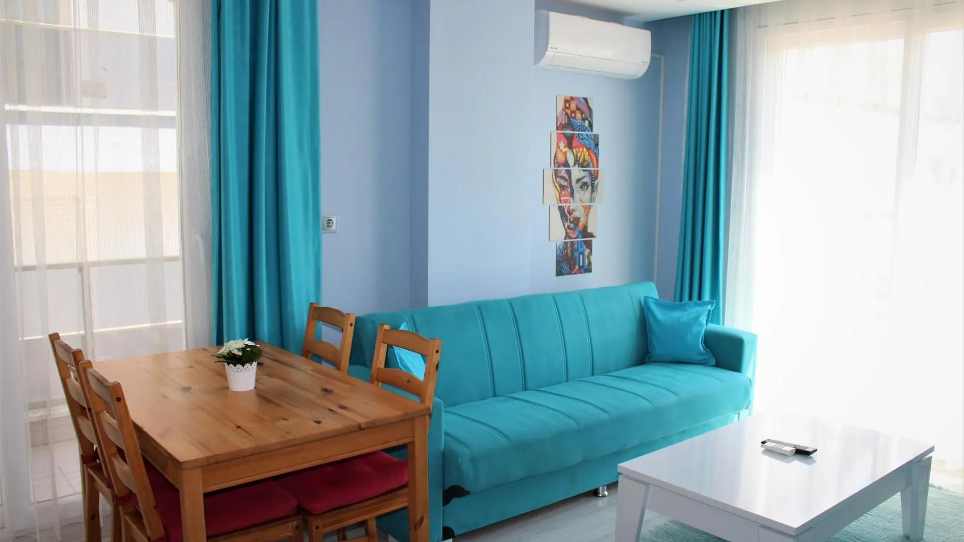 Mavi Restaurant & Apartments 1 Didim