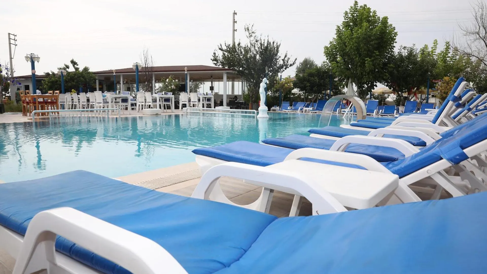 Mavi Restaurant & Apartments 1 Didim